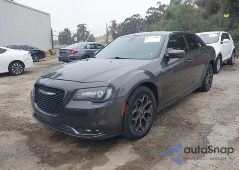 2018 Chrysler 300 300S Awd из США, поврежденный, VIN 2C3CCAGG3JH250363